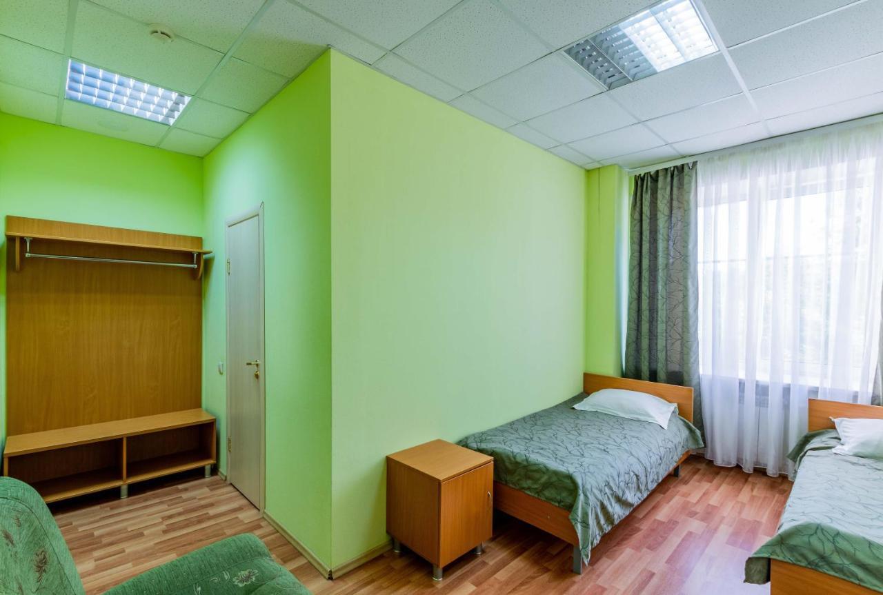 Gostinica Bolsoi Ural Hotel Екатеринбург Екстериор снимка