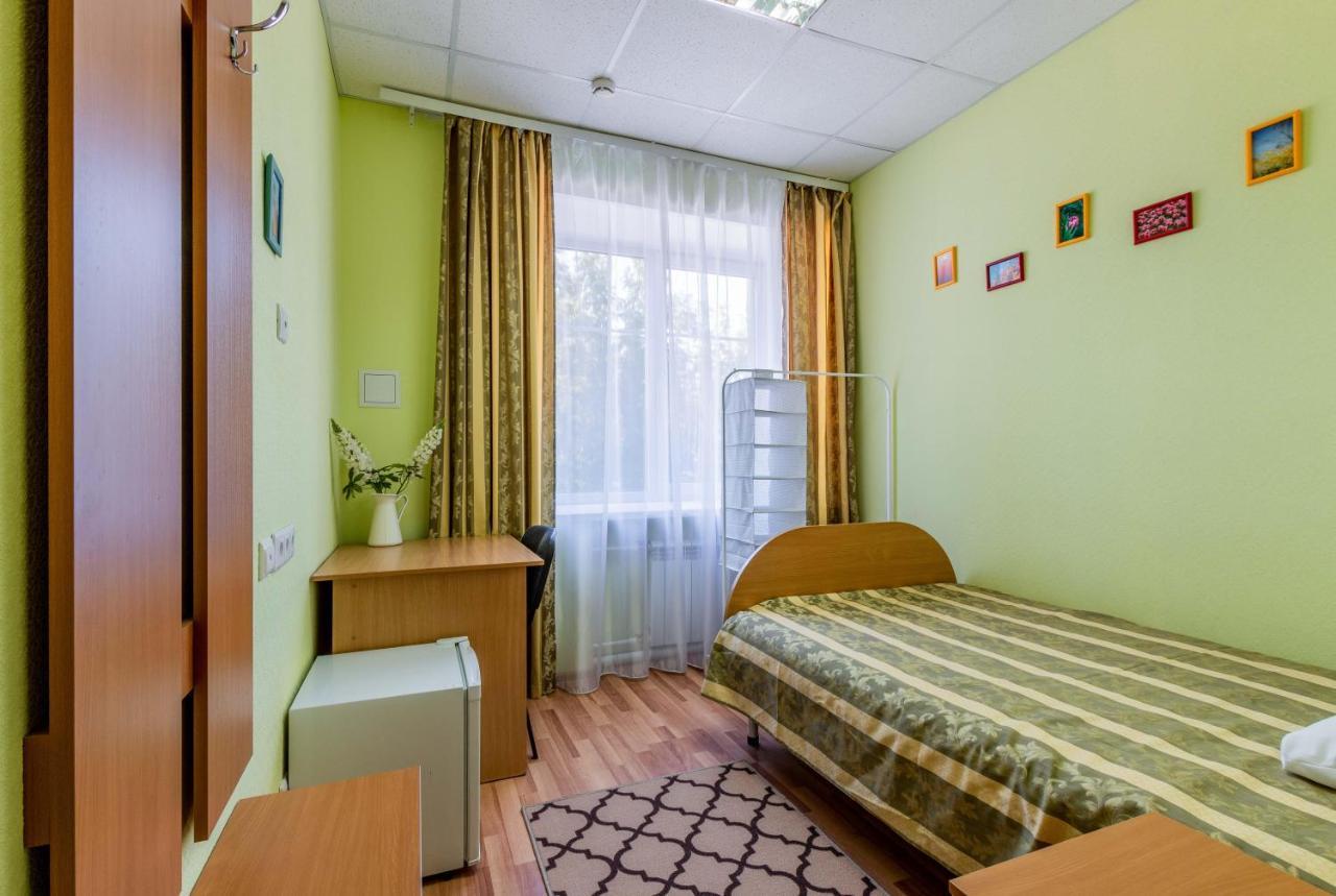 Gostinica Bolsoi Ural Hotel Екатеринбург Екстериор снимка