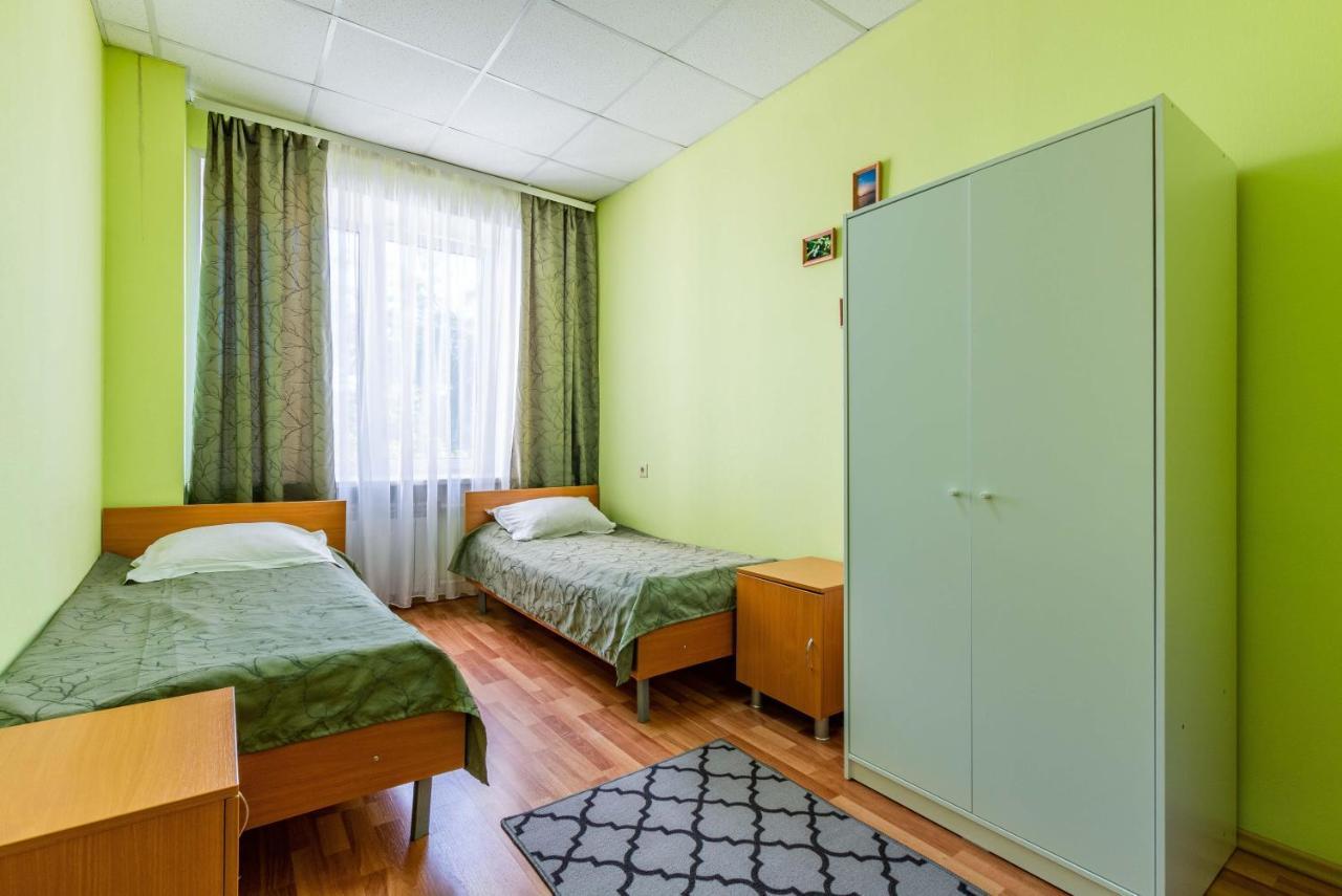 Gostinica Bolsoi Ural Hotel Екатеринбург Екстериор снимка