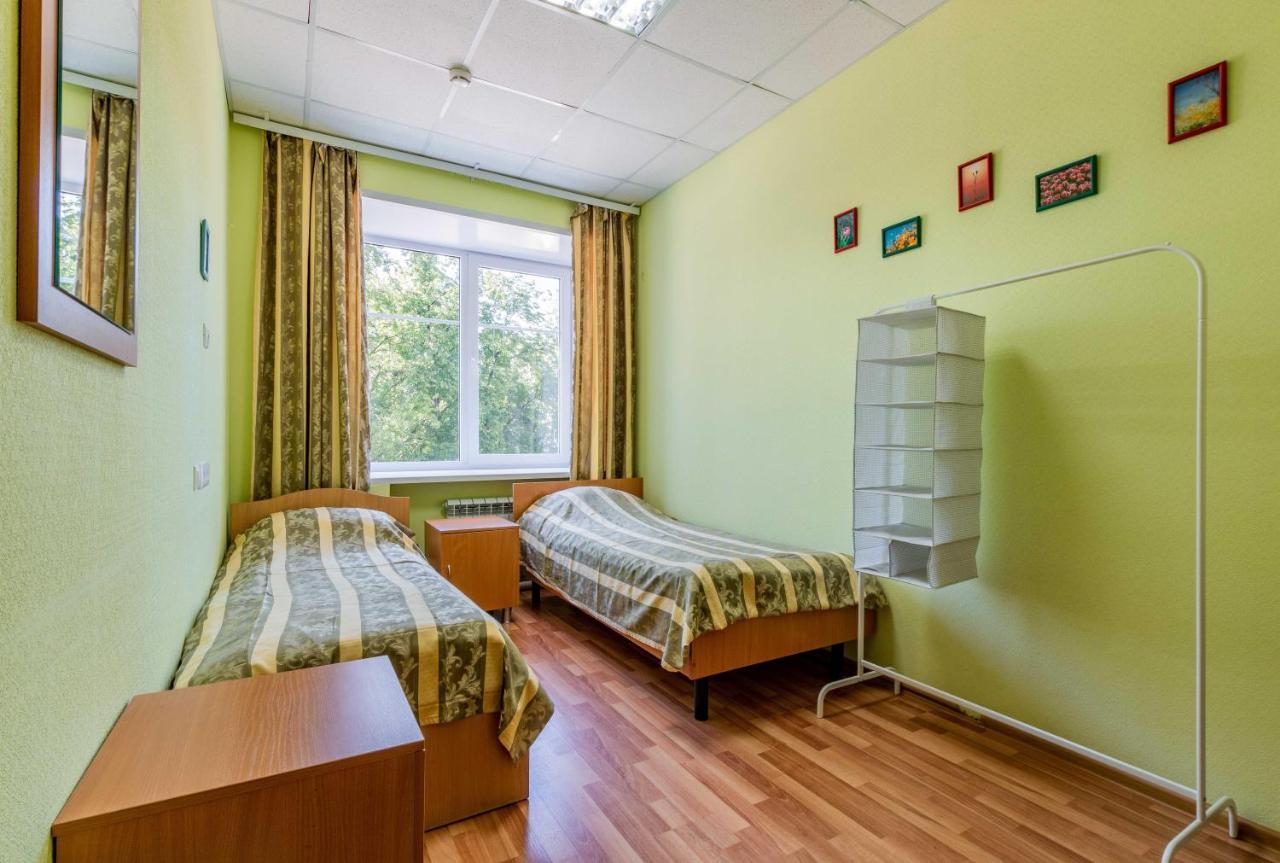 Gostinica Bolsoi Ural Hotel Екатеринбург Екстериор снимка